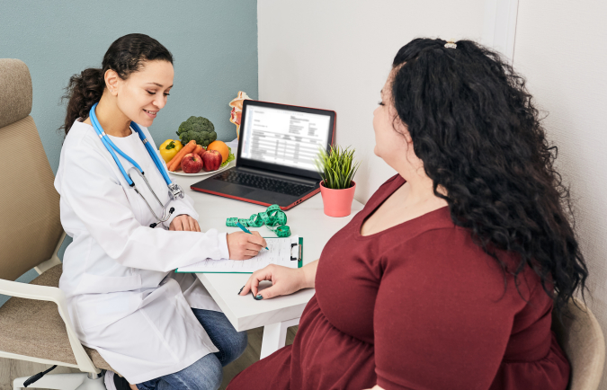 Le prescripteur doit remplir un document renseignant l'indication et le remettre au patient. 
