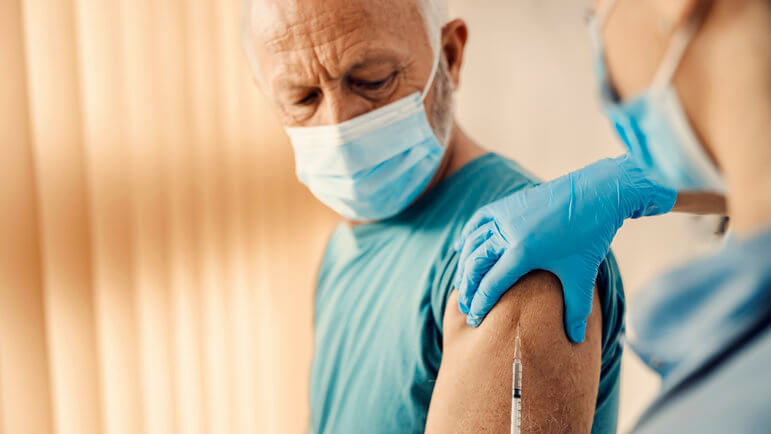 Le vaccin contre le VRS peut être administré de façon concomitante au vaccin antigrippal.
