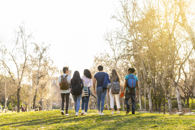 Environ 2 000 adolescents et jeunes adultes sont diagnostiqués chaque année d'un cancer.
