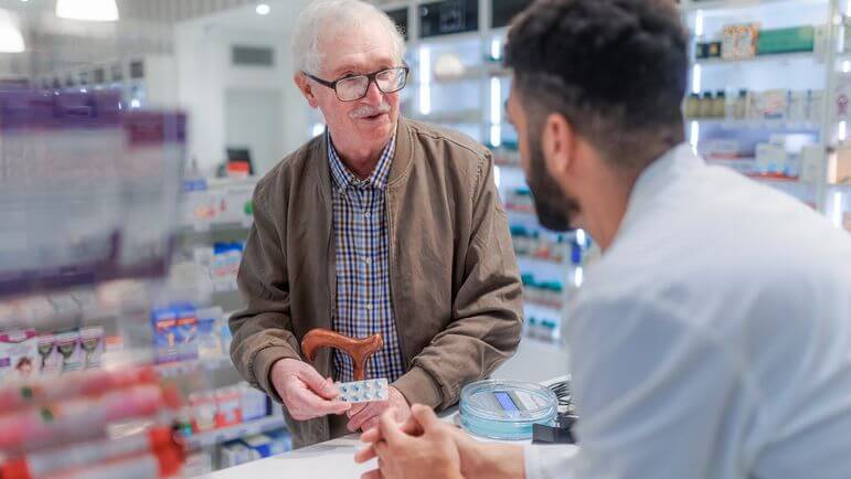 Avec la forme à libération immédiate, il faut réduire les doses pour éviter un surdosage.