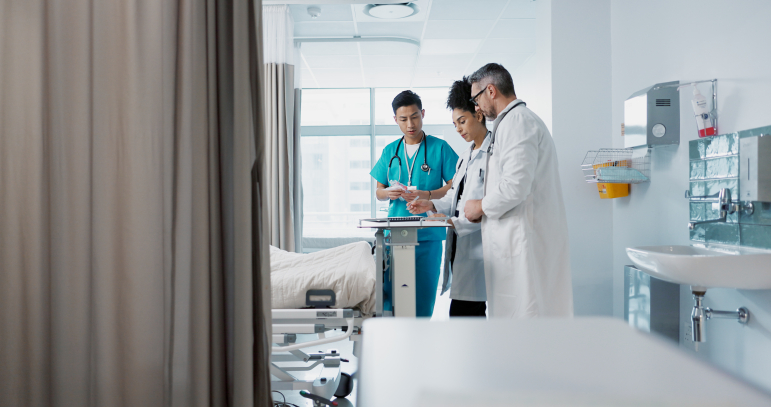 Des médicaments réservés à l'usage hospitalier prescrits par des cancérologues ou des hématologues.