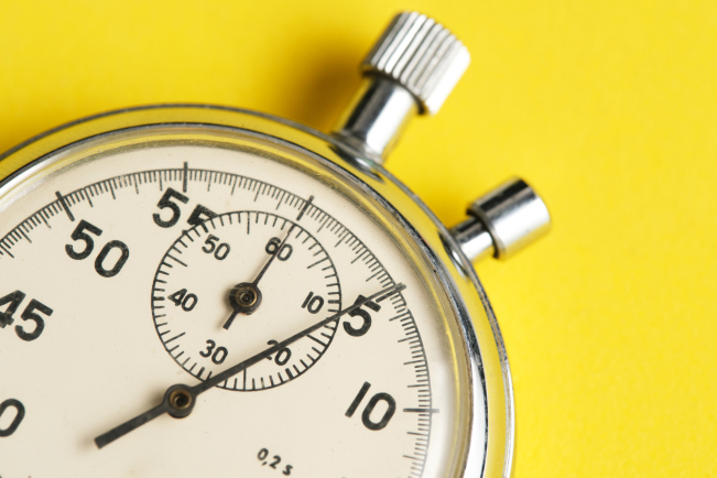 Administration dans le tissu sous-cutané de l’abdomen ou de la cuisse en 3 à 5 minutes.