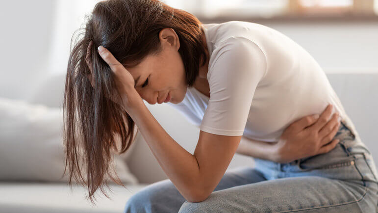 Endométriose : les douleurs peuvent être sévères et impacter la qualité de vie.