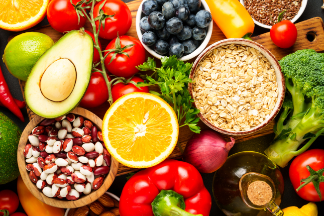 Adopter une alimentation de type méditerranéen peut influer positivement sur le risque de démence. 