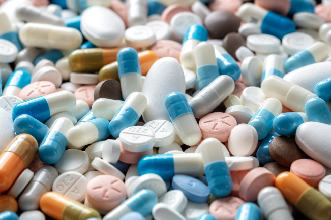 Fin août 2026, 73 médicaments étaient proposés comme pouvant être conservés plus longtemps.
