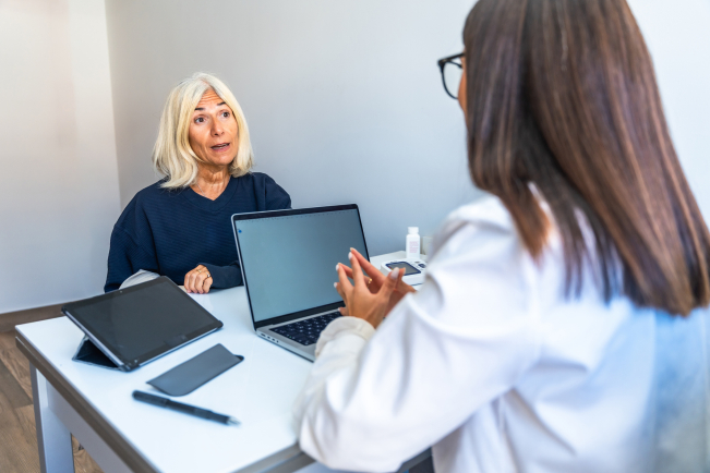 Les femmes utilisant un THM ont un profil socio-économique plus élevé.