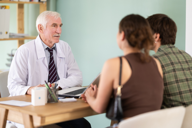 Tout médecin, généraliste ou spécialiste, en ville ou à l'hôpital, pourra prescrire du valaciclovir.