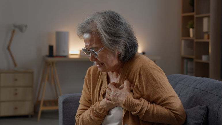 Insuffisance cardiaque symptomatique : les ARM et SGLT2 pour tous.
