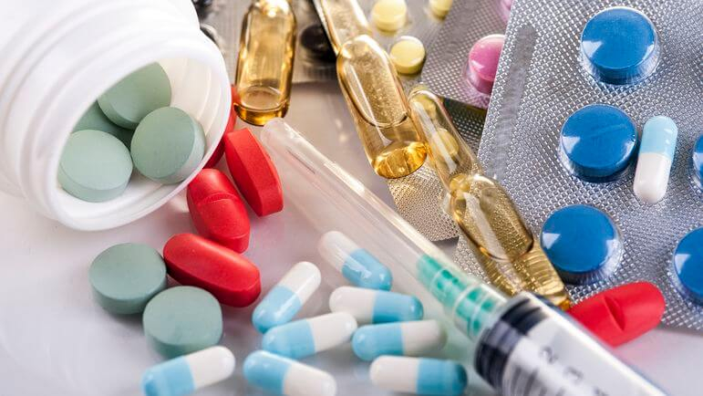 De nouveaux groupes pour un corticoïde injectable, un anticoagulant et un antiviral par voie orale.