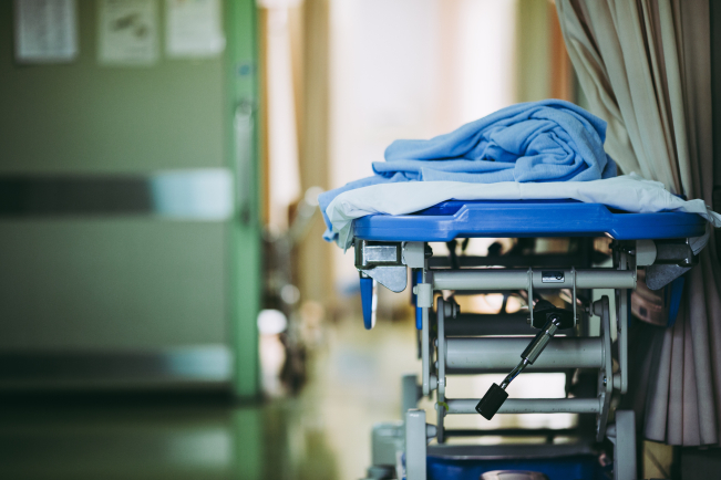 L'attente prolongée aux urgences psychiatriques entraîne des renoncements aux soins. 