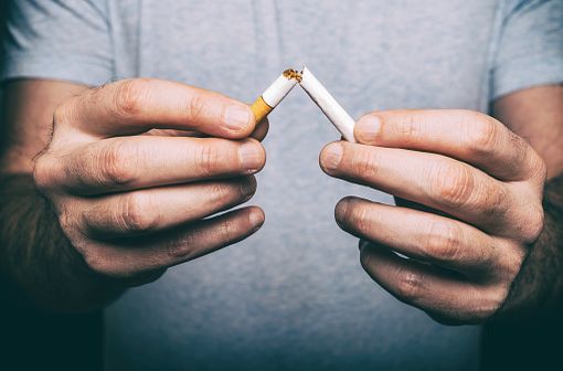 CHAMPIX représente un moyen supplémentaire du sevrage tabagique qui peut être utilisé en seconde intention, après échec des stratégies comprenant des substituts nicotiniques (illustration). width=