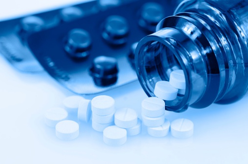 A compter du 26 juillet 2018, les comprimés pelliculés d’EXJADE à 90 mg et 360 mg de déférasirox remplaceront définitivement les comprimés dispersibles à 125 mg et 500 mg (illustration).