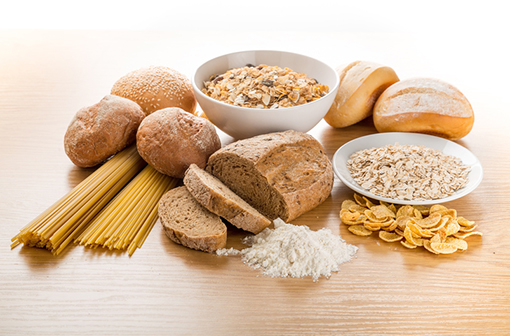 L'éviction alimentaire du gluten issu des céréales complètes est associée à une augmentation du risque d'infarctus (illustration). 