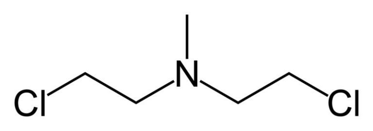 La chlorméthine a été le premier agent alkylant à être utilisé en thérapeutique en 1942 (image : © Benjah-bmm27, Wikimedia).