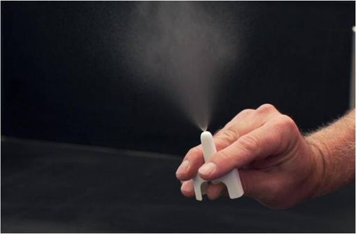 Spray nasal de naloxone en récipient unidose (© University of Kentucky)