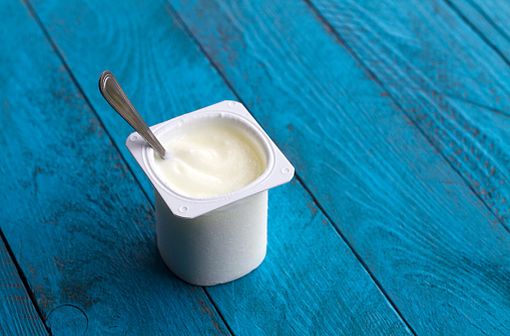 Une fois reconstitué, NEOCATE SPOON a une texture similaire aux produits laitiers de type yaourt (illustration).