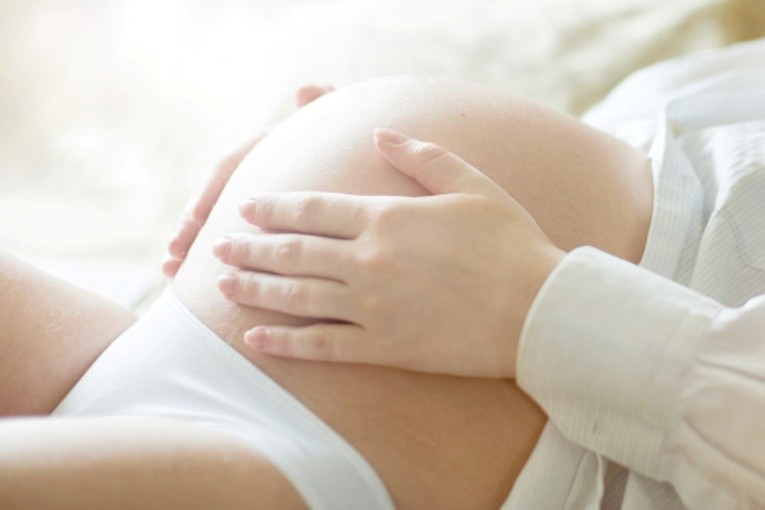 Le misoprostol ne dispose d'aucune indication pour déclencher l'accouchement.