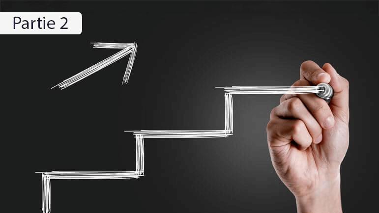 Tremblement essentiel : l’instauration des traitements s'effectue par étapes/paliers successifs.