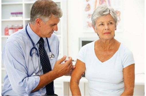 Chez les adultes, la vaccination par PREVENAR 13 est désormais indiquée dans la prévention des pneumonies et des infections invasives à pneumocoque.